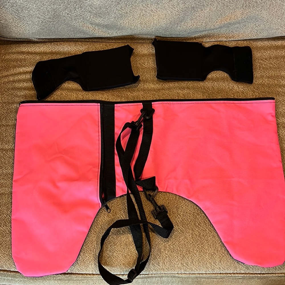 Ice skating carry bag and knee pads ⛸